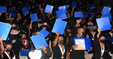 Universidad del Magisterio Samuel Robinson egresa 93 nuevos docentes