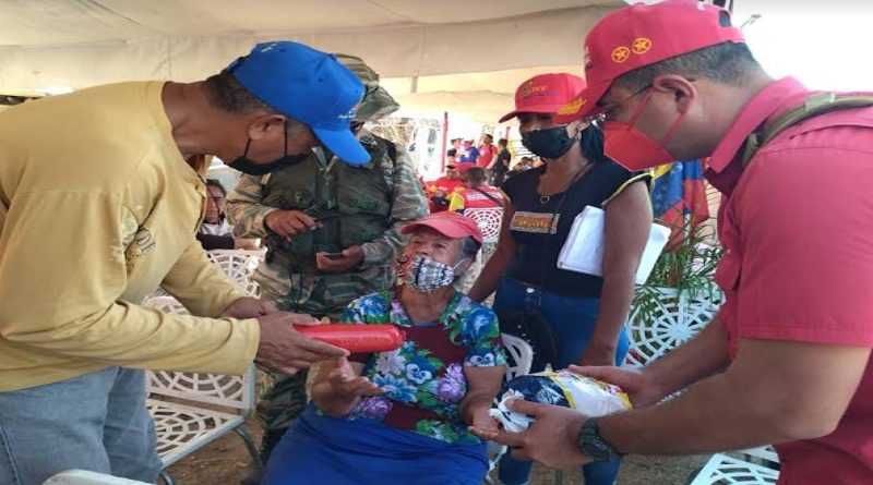Feria del Campo Soberano beneficia a más de 3 mil familias en Base de Misiones en Fundacoropo I