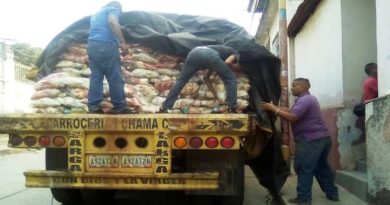 Distribuyen más de 150 toneladas de alimentos en municipio Ribas de Aragua