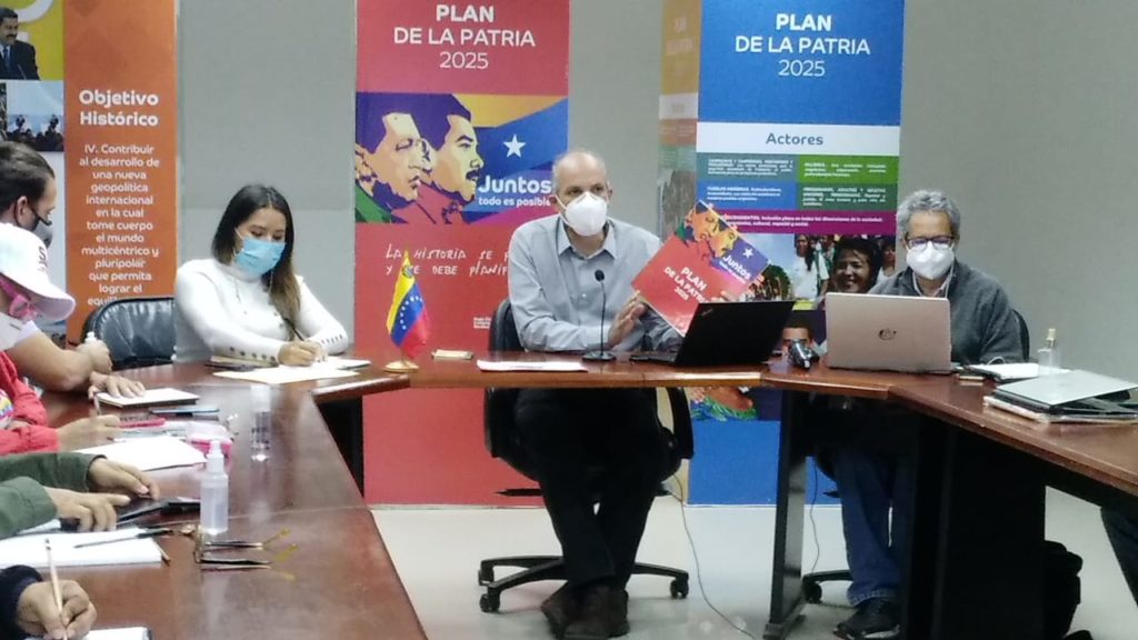 Diplomado en Planificación local formará a 25 mil brigadistas del Movimiento Somos Venezuela