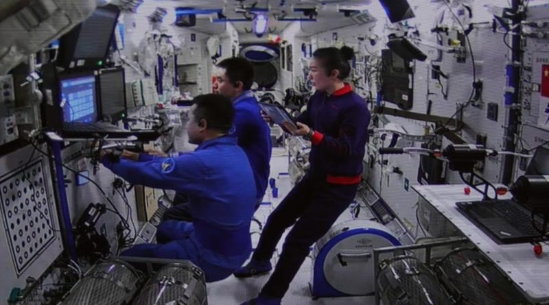 Completan experimento manual de encuentro y acoplamiento con la nave de carga Tianzhou-2