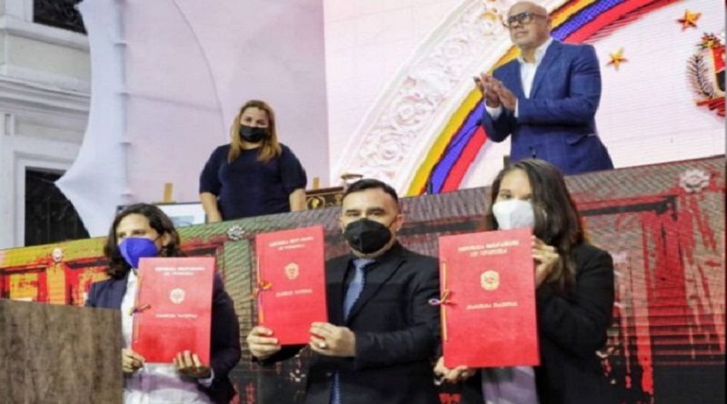Parlamento Nacional aprueba proyecto de acuerdo en homenaje a Carlos Escarrá