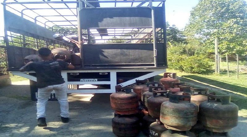 PDVSA entrega cilindros de gas a 33 comunidades de Santa Lucia