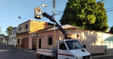 Adecuan el sistema de alumbrado público en San Mateo estado Aragua