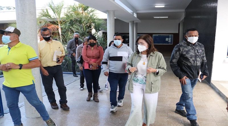 Avances en rehabilitación de Facultad de Ciencias constató Comisión Presidencial para recuperación de la UCV