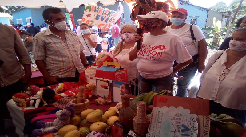 Avanza Plan de Atención a la Víctima de la Guerra Económica en Paz Castillo de Miranda
