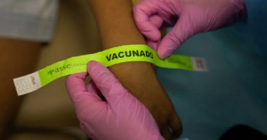 Uruguay comienza la vacunación de niños de 5 a 11 años contra la COVID-19