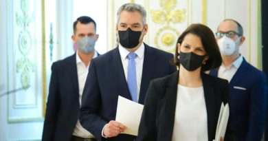 Austria impone vacunación obligatoria a mayores de 18 años a partir del 1 de febrero y quienes incumplan podrán ser multados hasta por 4.000 dólares