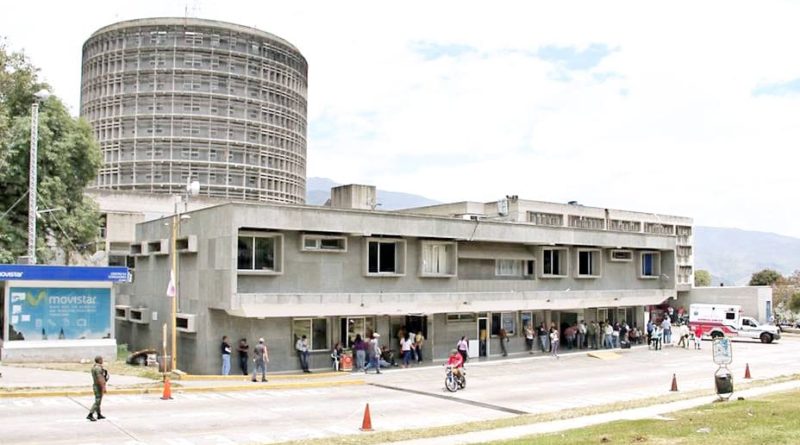 Instalan 400 nuevas lámparas LED en el Hospital Universitario de Los Andes