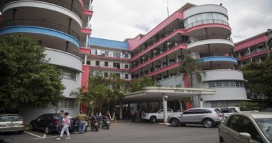 Inició aplicación de refuerzo a personal del Hospital Universitario de Caracas