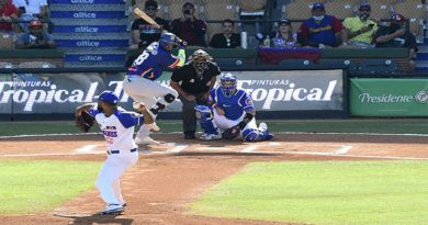 Magallanes se despidió de la Serie del Caribe al caer 1-8 ante Caimanes
