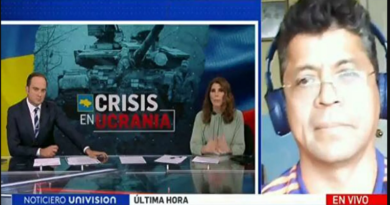 Colombiano residente en Donetsk critica "en vivo y directo" la desinformación de una televisora de EE.UU.