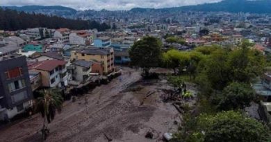 Clases presenciales son suspendidas tras aluvión en Quito Ecuador