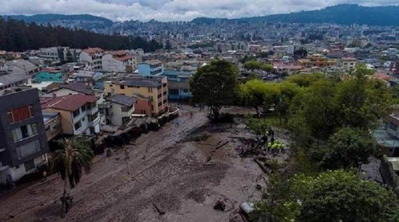 Clases presenciales son suspendidas tras aluvión en Quito Ecuador