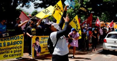 Trabajadores marchan por mejoras salariales en Brasil