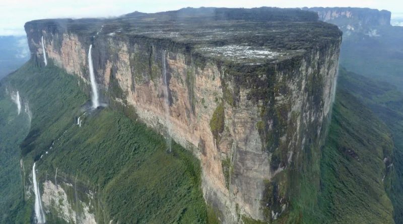 MP designa Fiscalía 87 para investigar daños a Canaima como consecuencia de una "fiesta"