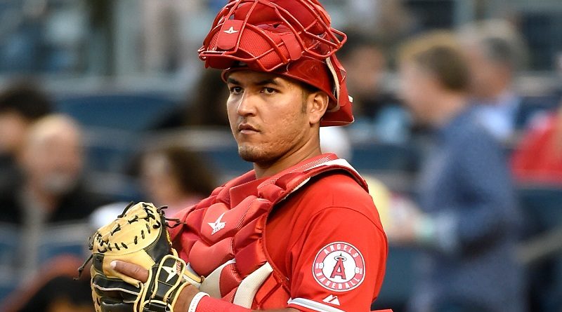 Receptor Carlos Pérez acordó un contrato de ligas menores con los Rockies de Colorado