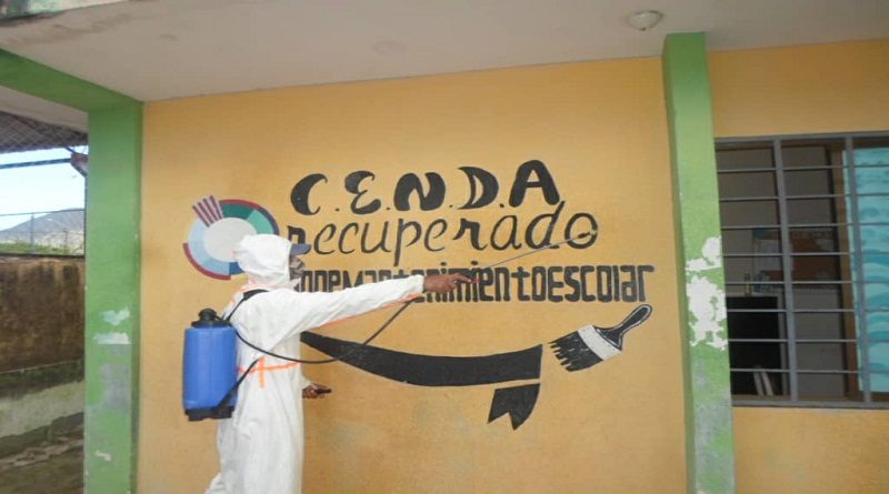 Continúan jornadas de desinfección en municipio García de Nueva Esparta