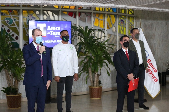 Banca Pública Nacional entrega financiamientos a emprendedores