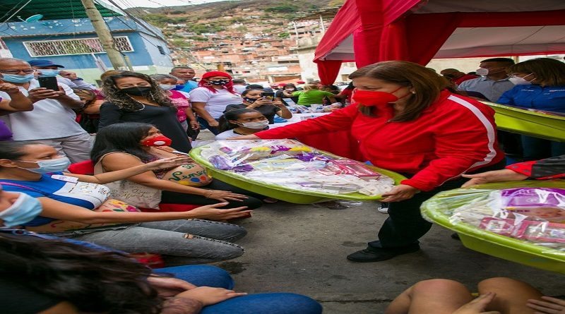 Plan Amor en Acción a las Víctimas del Bloqueo Económico llegó a La Vega en Caracas