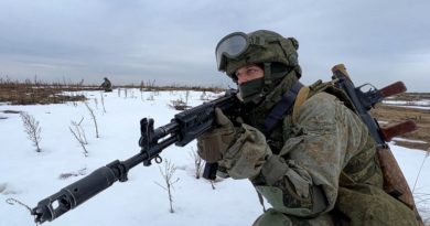 Presidente Vladimir Putin instruye a las Fuerzas Armadas de Rusia garantizar el mantenimiento de la paz en Lugansk y Donetsk