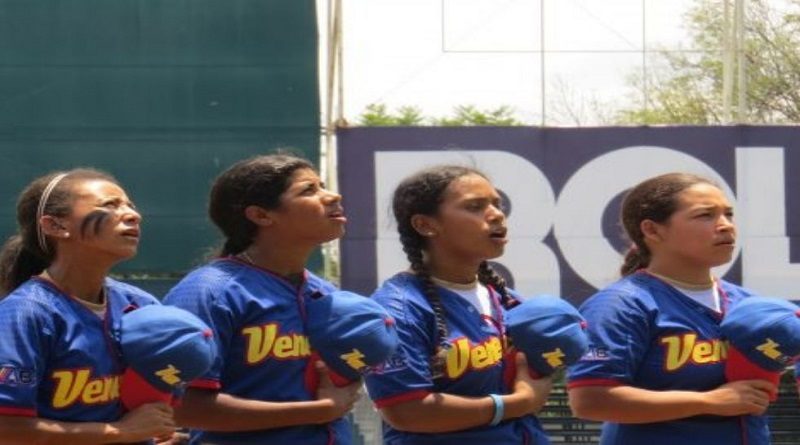 Inicia el beisbol femenino en los JDN