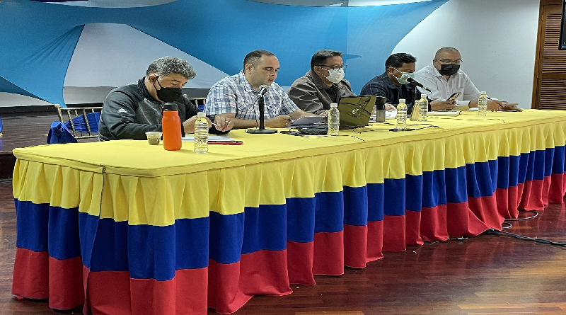 Realizan Congreso Bicentenario de los pueblos en el sector Transporte Multimodal