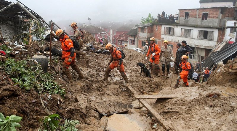 Fuertes lluvias dejan al menos 104 muertos en Río de Janeiro, Brasil