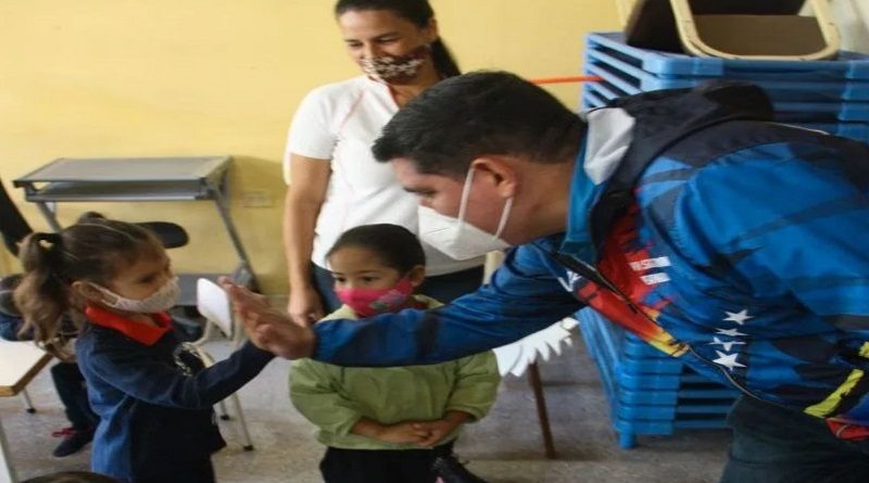 Activarán plan Vaso de leche escolar en planteles de Mérida