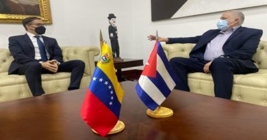 Venezuela y Cuba afianzan cooperación integral y aporte a la integración latinoamericana y caribeña﻿