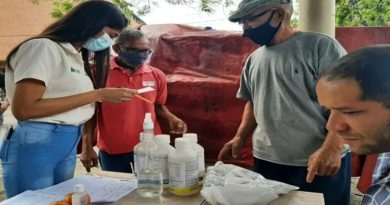 Atienden más de 300 productores con venta de insumos e implementos agrícolas en Araira de Miranda