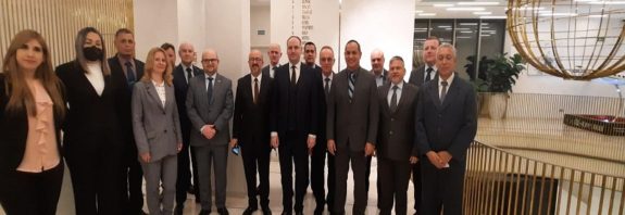Venezuela y Belarús establecen acuerdos para iniciar operaciones comerciales de transporte aéreo