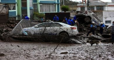 Aumentan a 22 los fallecidos por aluvión en Ecuador