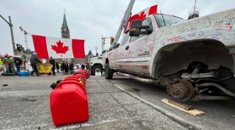 Ontario declara estado de emergencia ante protesta de chóferes
