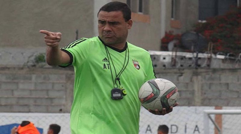 Leonardo González asume como nuevo director técnico de Estudiantes de Mérida