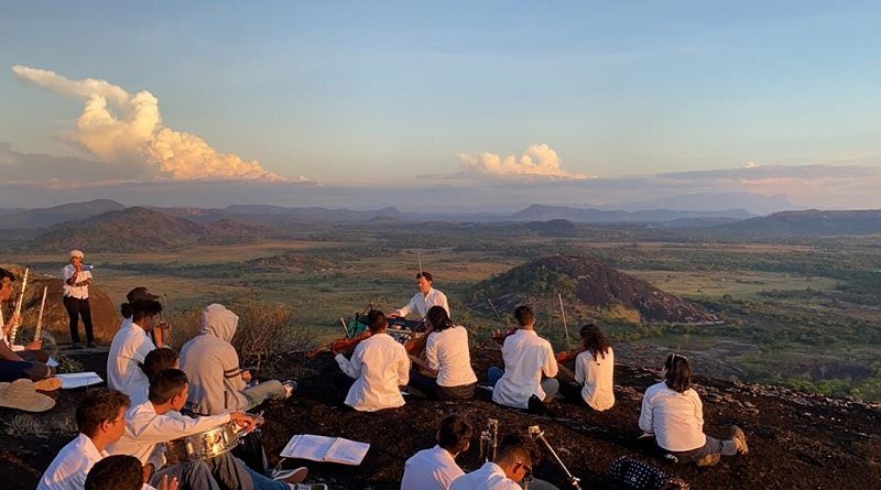 Entregan Ofrenda Musical desde el Monumento Natural Piedra de la Tortuga en Amazonas