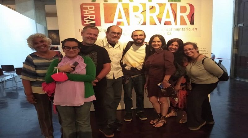 Con poesía, arte y danza despiden la muestra Arte para Labrar