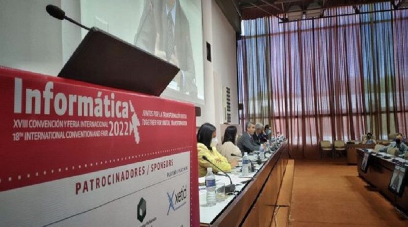 Cuba exhibe potencial de empresas privadas en feria internacional informática 2022