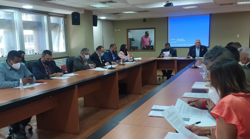 Comisión de Energía AN trabaja para potenciar la generación de energías alternativas y renovables