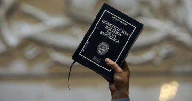 Convención Constituyente de Chile prorroga tres meses la redacción de la nueva Constitución