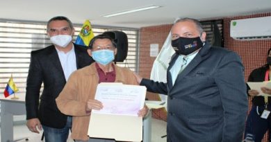 Defensor del Pueblo reconoció labor de Escuela Nacional de DDHH en su 12º Aniversario