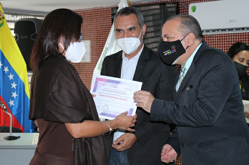 Defensor del Pueblo reconoció labor de Escuela Nacional de DDHH en su 12º Aniversario