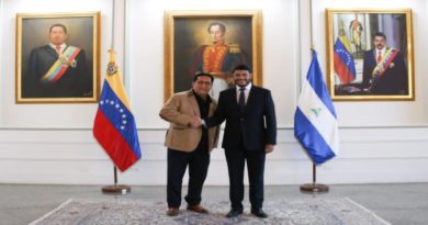Arriba a Venezuela nuevo embajador de Nicaragua, Orlando José Gómez
