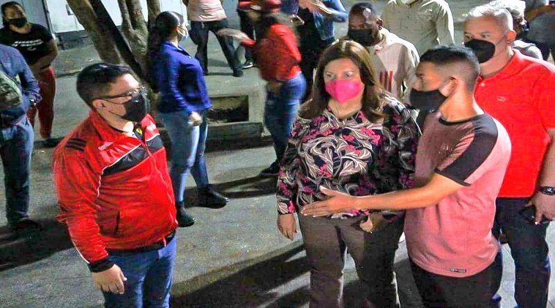 Evalúan labores de embellecimiento de espacios caraqueños