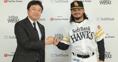 Arranca la Liga de béisbol japonesa con cinco criollos en acción
