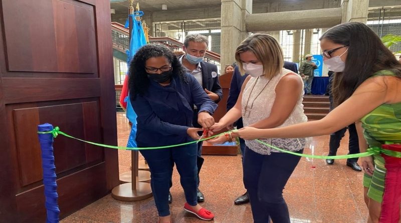 GAN abre exposición "Mujeres rurales: creadoras de resiliencia climática"