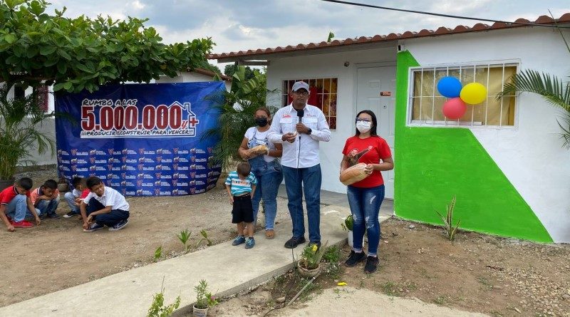 GMVV entrega 40 viviendas a familias del Urbanismo Virgen de La Guadalupe en Barinas