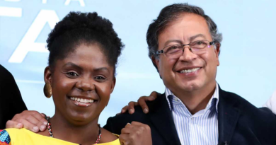 Petro escoge a Francia Márquez como su compañera de fórmula para las presidenciales en Colombia