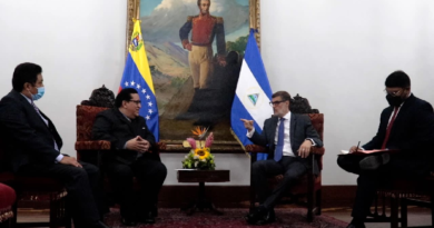 Canciller Félix Plasencia recibe Copias de Estilo del nuevo embajador de Nicaragua en Venezuela