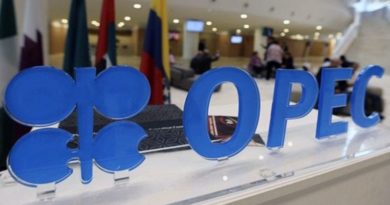 La OPEP y Rusia se reúnen para ajustar la oferta de crudo